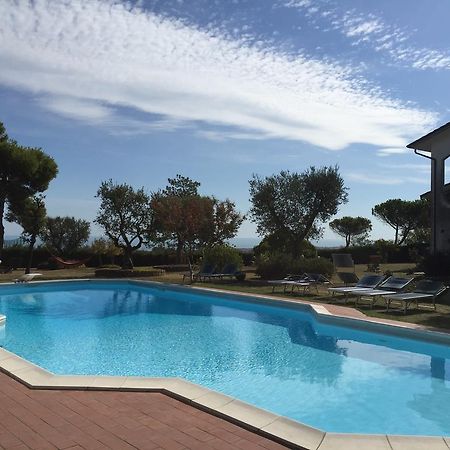 Villa Dolcevita San Costanzo Buitenkant foto