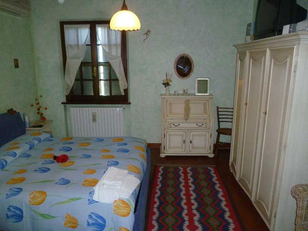 Villa Dolcevita San Costanzo Kamer foto